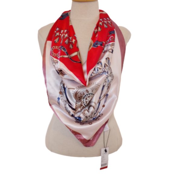 Stories of Shanghai Chain Print Polyester Square Scarf NEW - Picture 1 of 3